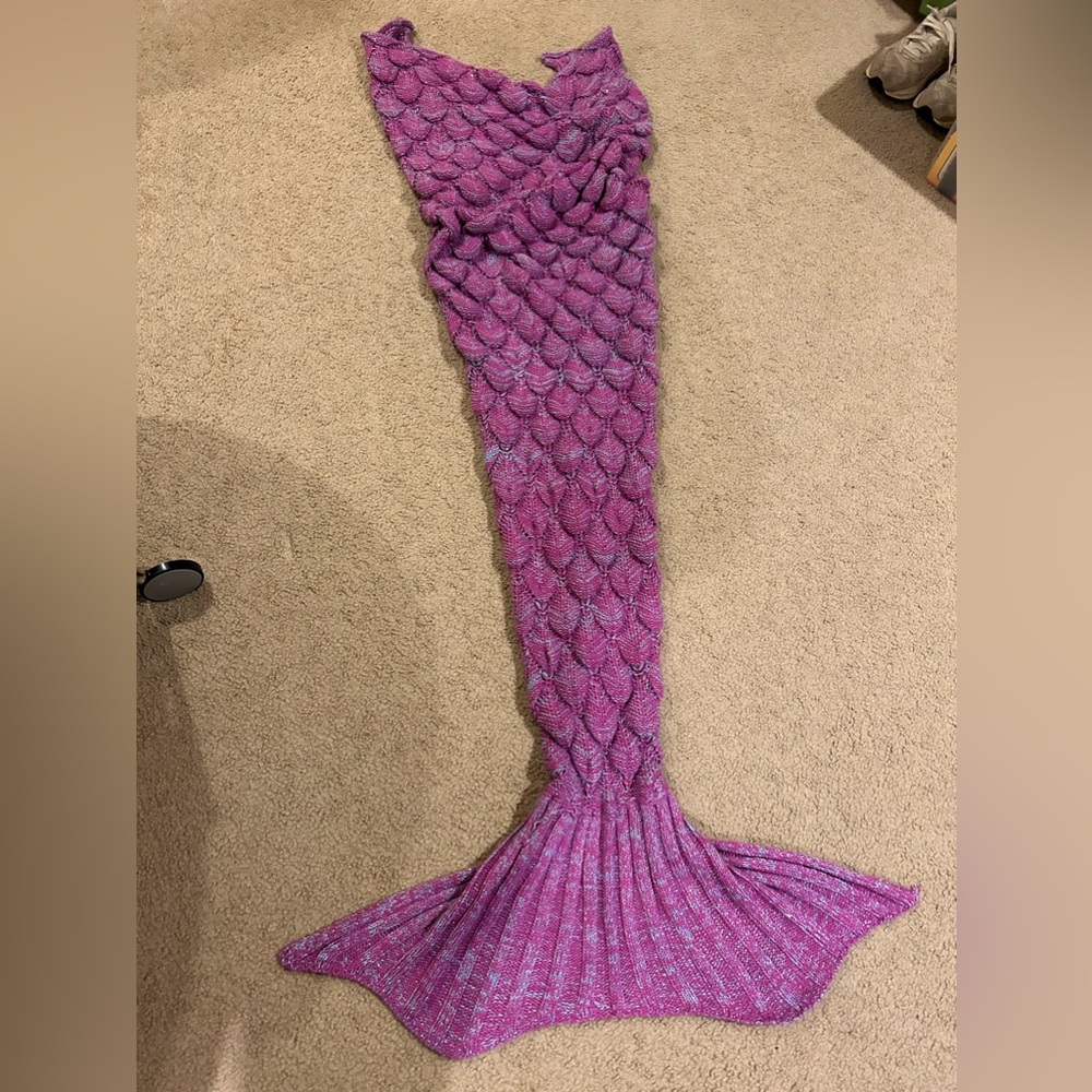 Glitter/Purple/Blue or Orange/Pink/Purple knit mermaid blanket
